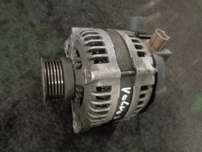 Usagé Dynamo Volvo V50 (MW) 1.6 D 16V Prix € 50,00 Règlement à la marge proposé par Westerhof autodemontage