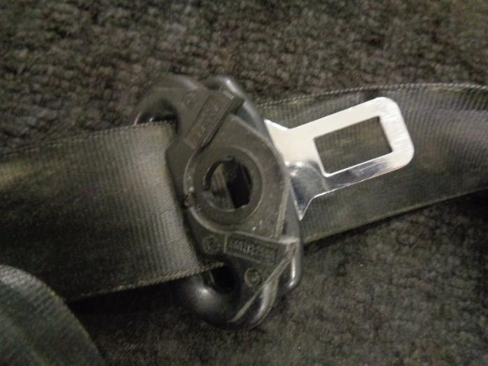 Front seatbelt, right from a Audi A6 (C6) 2.4 V6 24V 2007