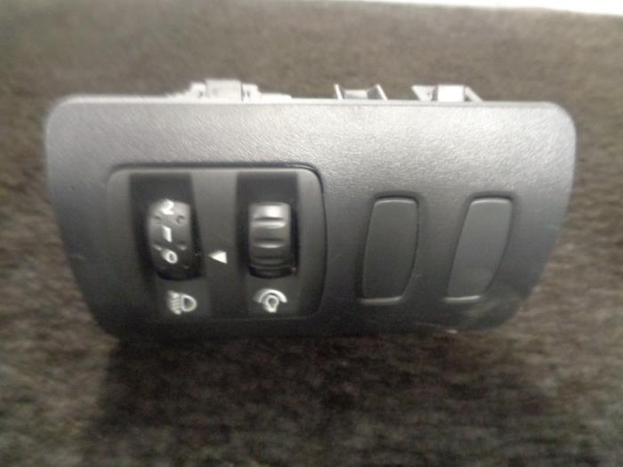 Height control switch Renault Clio III 1.2 16V 75 - 880200014212 DELPHI