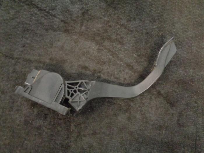 Begagnade Gaspedalsensor Peugeot 206+ (2L/M) 1.1 XR,XS Pris € 20,00 Marginaltabell erbjuds av Westerhof autodemontage