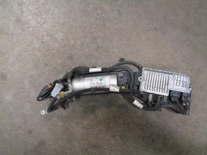 Used Start/Stop computer Peugeot 308 (L3/L8/LB/LH/LP) 2.0 GT HDi, Blue HDi 16V Price € 75,00 Margin scheme offered by Westerhof autodemontage
