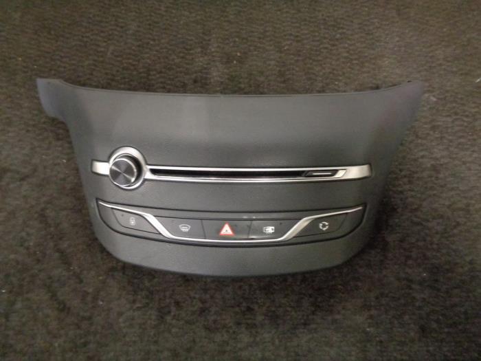 Usados Unidad de control multimedia Peugeot 308 (L3/L8/LB/LH/LP) 2.0 GT HDi, Blue HDi 16V Precio € 40,00 Norma de margen ofrecido por Westerhof autodemontage