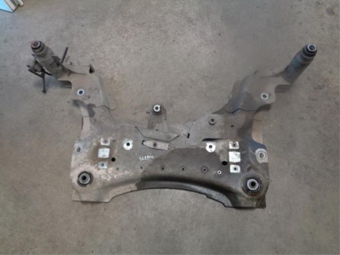 Usados Subchasis Renault Grand Scénic III (JZ) 2.0 16V CVT Precio € 75,00 Norma de margen ofrecido por Westerhof autodemontage
