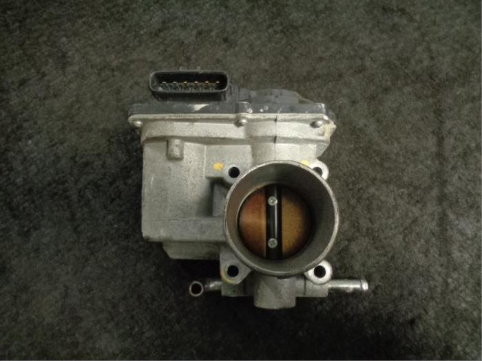 Gebrauchte Drosselklappengehäuse Nissan Pixo (D31S) 1.0 12V Preis € 35,00 Margenregelung angeboten von Westerhof autodemontage
