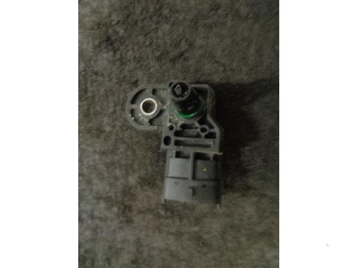 Gebrauchte Map Sensor (Einlasskrümmer) Renault Captur I (2R) 0.9 Energy TCE 12V Preis € 20,00 Margenregelung angeboten von Westerhof autodemontage