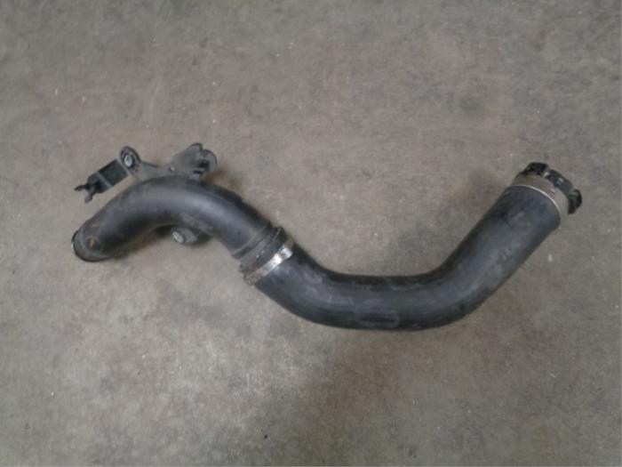 Gebrauchte Intercooler Schlauch Renault Captur I (2R) 0.9 Energy TCE 12V Preis € 25,00 Margenregelung angeboten von Westerhof autodemontage