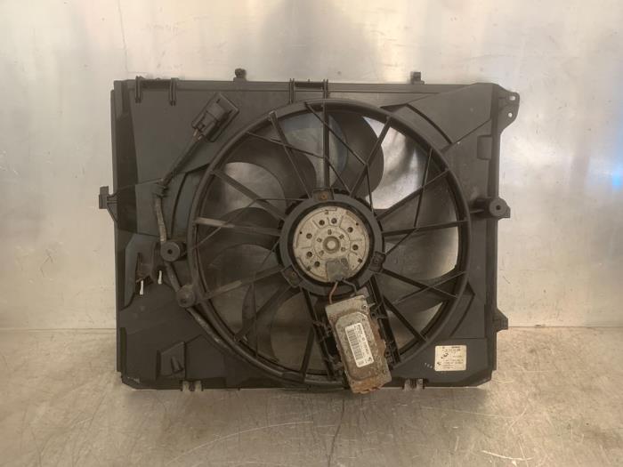 Cooling fans from a BMW 1-Serie 2009