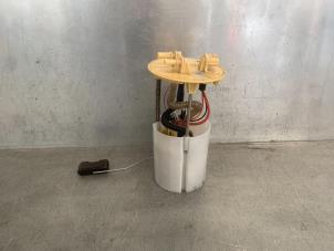 Used Electric fuel pump Opel Movano 2.3 CDTi Biturbo 16V FWD Price € 108,90 Inclusive VAT offered by Mettler BV