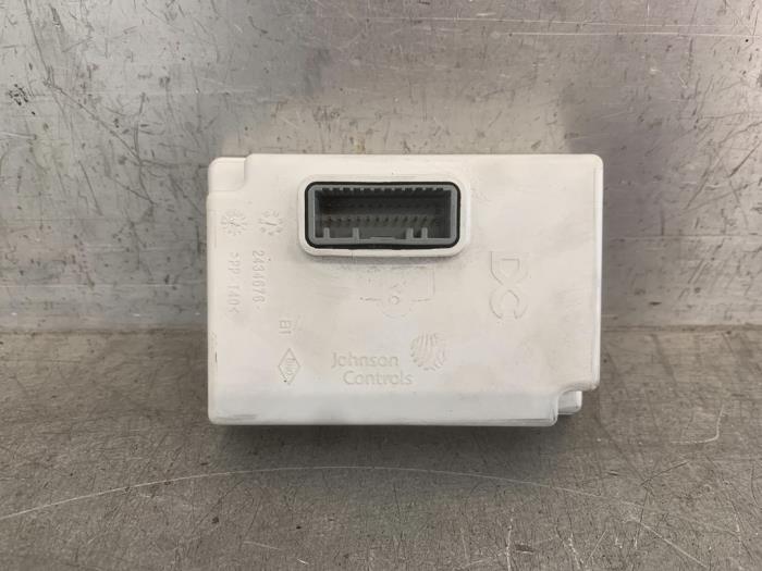 Usagé Ordinateur divers Opel Movano 2.3 CDTi Biturbo 16V FWD Prix € 108,90 Prix TTC proposé par Mettler BV