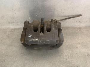 Used Front brake calliper, left Opel Movano 2.3 CDTi Biturbo 16V FWD Price € 84,70 Inclusive VAT offered by Mettler BV