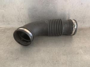 Used Air intake hose Opel Movano 2.3 CDTi Biturbo 16V FWD Price € 24,20 Inclusive VAT offered by Mettler BV