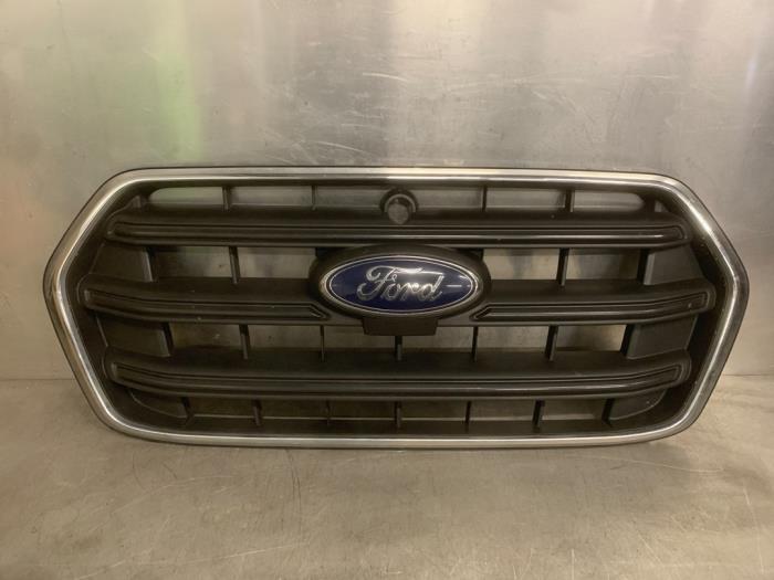 Używane Grill Ford Transit Custom Cena € 90,75 Z VAT oferowane przez Mettler BV