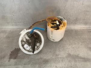 Usados Bomba eléctrica de combustible BMW 3-Serie Precio € 80,00 Norma de margen ofrecido por Mettler BV