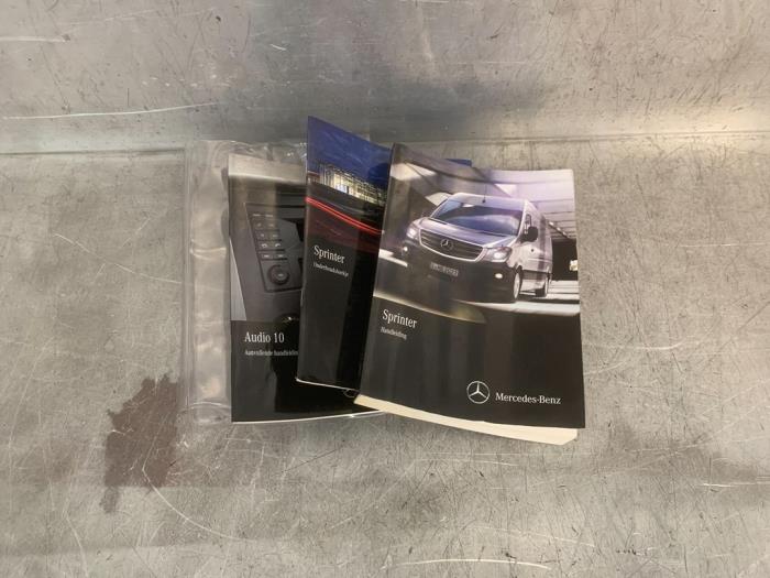 Używane Instrukcja Mercedes Sprinter Cena € 20,00 Procedura marży oferowane przez Mettler BV