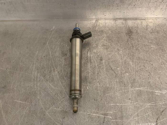 Usagé Injecteurs Mercedes E-Klasse Prix € 350,00 Règlement à la marge proposé par Mettler BV