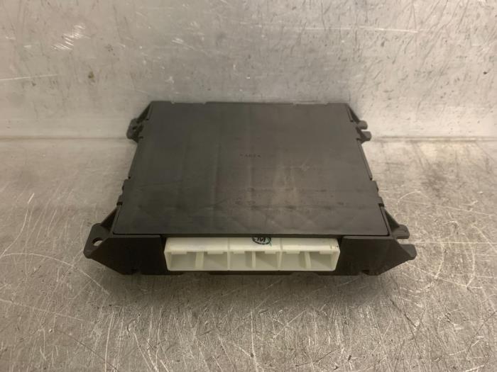 Używane Modul climatronic Landrover Range Rover Sport (LS) 3.0 S TDV6 Cena € 75,00 Procedura marży oferowane przez Mettler BV