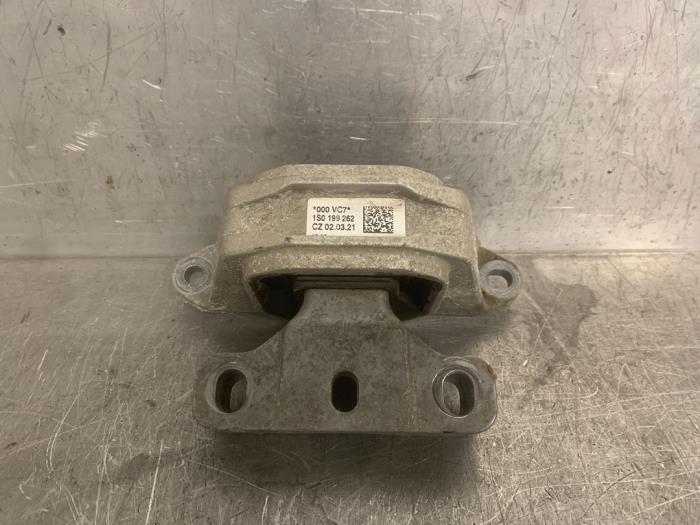 Usagé Support moteur Volkswagen Up! (121) 1.0 MPI 12V Prix € 10,00 Règlement à la marge proposé par Mettler BV