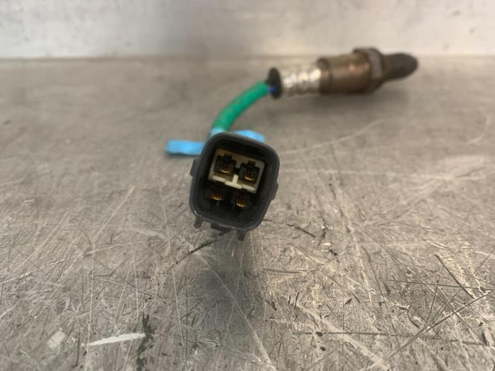 Lambda probe from a Toyota Yaris III (P13) 1.5 16V Dual VVT-iE 2018