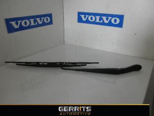 Used Front wiper arm Volvo XC90 I 2.4 D5 20V Price € 21,98 Margin scheme offered by Gerrits Automotive