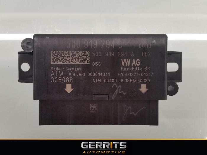 Usados Módulo PDC Volkswagen Golf VII (AUA) 2.0 GTD 16V Precio € 38,50 Norma de margen ofrecido por Gerrits Automotive BV