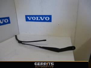 Used Front wiper arm Volvo V70 (BW) 1.6 DRIVe 16V Price € 19,99 Margin scheme offered by Gerrits Automotive