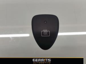 Usados Interruptor de calefactor luneta Hyundai Atos 1.1 12V Prime Precio € 21,98 Norma de margen ofrecido por Gerrits Automotive