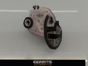 Usagé Serrure arrière gauche Citroen C1 1.0 Vti 68 12V Prix € 28,60 Règlement à la marge proposé par Gerrits Automotive