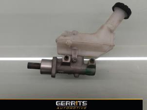 Used Master cylinder Renault Clio III (BR/CR) 1.5 dCi 70 Price € 21,98 Margin scheme offered by Gerrits Automotive