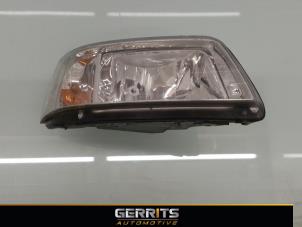 Used Headlight, right Volkswagen Transporter T5 1.9 TDi Price € 39,60 Margin scheme offered by Gerrits Automotive
