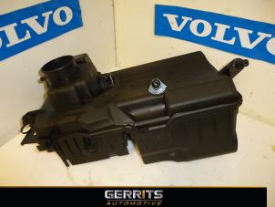 Used Air box Volvo V50 (MW) 2.4 20V Price € 59,40 Margin scheme offered by Gerrits Automotive
