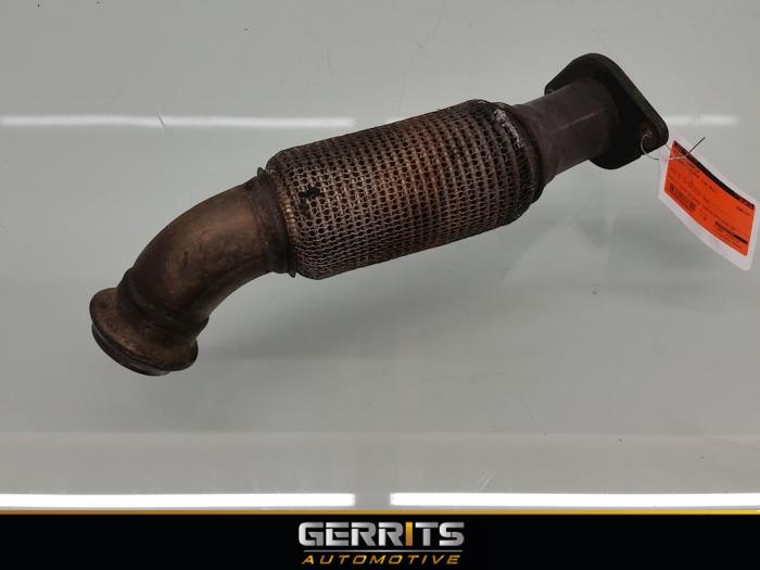 Begagnade Avgassystem, främre del Mercedes A (W176) 1.5 A-180 CDI, A-180d 16V Pris € 95,70 Marginaltabell erbjuds av Gerrits Automotive BV