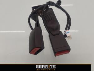 Used Rear seatbelt buckle, centre Kia Picanto (TA) 1.0 12V Price € 28,60 Margin scheme offered by Gerrits Automotive