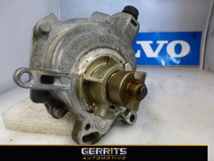 Używane Pompa prózniowa (benzyna) Volvo V60 I (FW/GW) 1.6 T4 16V Cena € 82,50 Procedura marży oferowane przez Gerrits Automotive