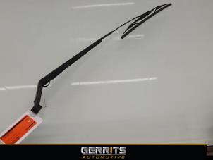 Used Front wiper arm Toyota Yaris II (P9) 1.33 16V Dual VVT-I Price € 21,98 Margin scheme offered by Gerrits Automotive