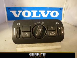 Używane Przelacznik swiatel Volvo V60 I (FW/GW) 1.6 DRIVe Cena € 25,30 Procedura marży oferowane przez Gerrits Automotive