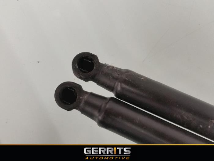 Set of gas struts for boot from a Fiat Idea (350AX) 1.4 16V 2006