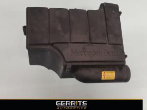 Gebrauchte Luftfiltergehäuse Mercedes A (W168) 1.6 A-160 Preis € 37,40 Margenregelung angeboten von Gerrits Automotive