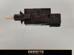 Used Brake light switch Mercedes Vito (639.6) 2.2 110 CDI 16V Euro 5 Price € 21,98 Margin scheme offered by Gerrits Automotive