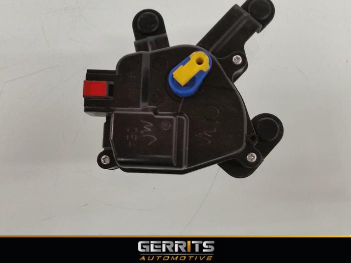 Central locking motor Hyundai i10 1.1i 12V ORGINEEL