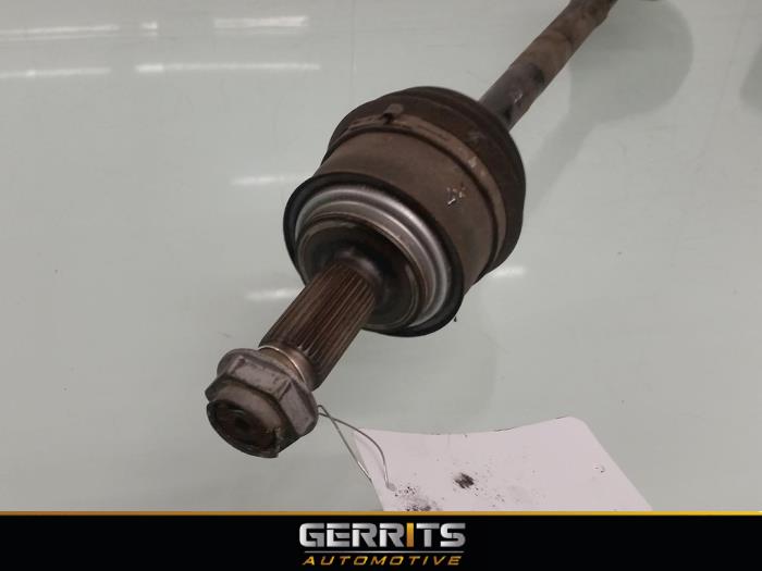 Drive shaft, rear right from a Mercedes-Benz Vito (639.6) 2.2 110 CDI 16V Euro 5 2013