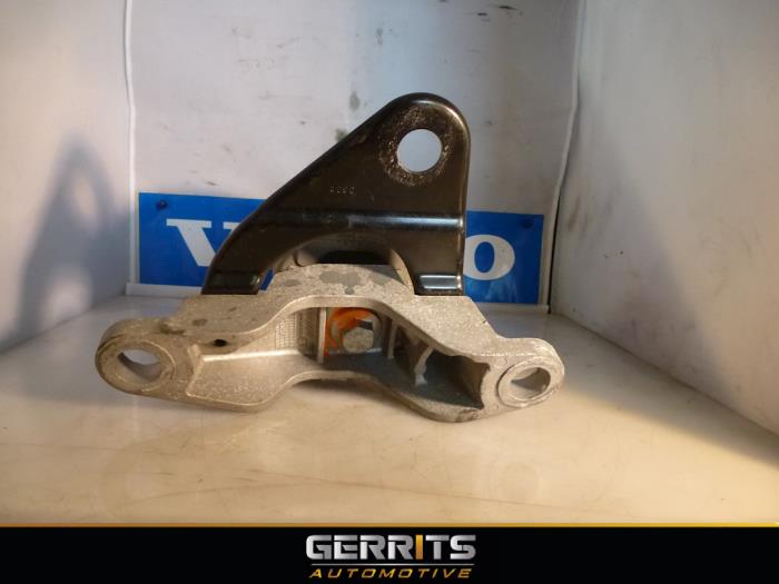 Engine mount Volvo V60 I 1.6 DRIVe - 31304038 D4162T