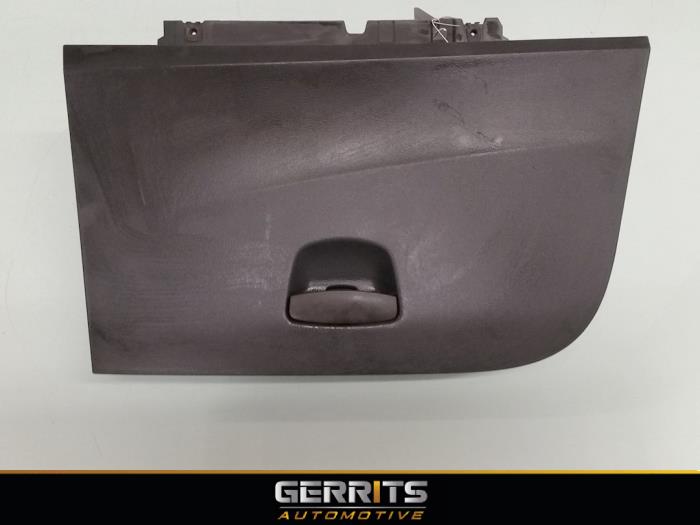 Begagnade Handskfack Seat Ibiza IV (6J5) 1.4 TDI Pris € 21,98 Marginaltabell erbjuds av Gerrits Automotive BV
