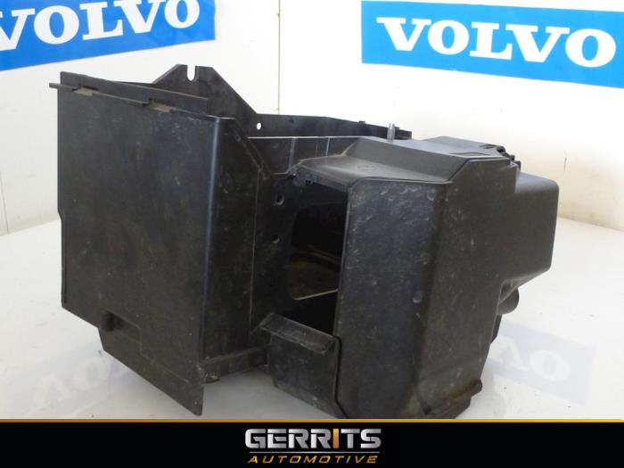 Begagnade Batterilåda Volvo S40 (MS) 1.8 16V Pris € 24,99 Marginaltabell erbjuds av Gerrits Automotive BV