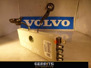 Używane Wzmacniacz anteny Volvo V70 (BW) Cena € 25,30 Procedura marży oferowane przez Gerrits Automotive