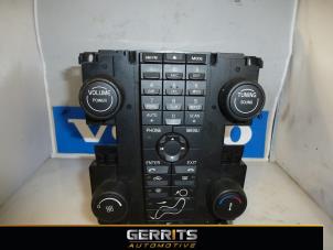 Usados Panel de control de calefacción Volvo S40 (MS) 2.4 20V Precio € 31,90 Norma de margen ofrecido por Gerrits Automotive
