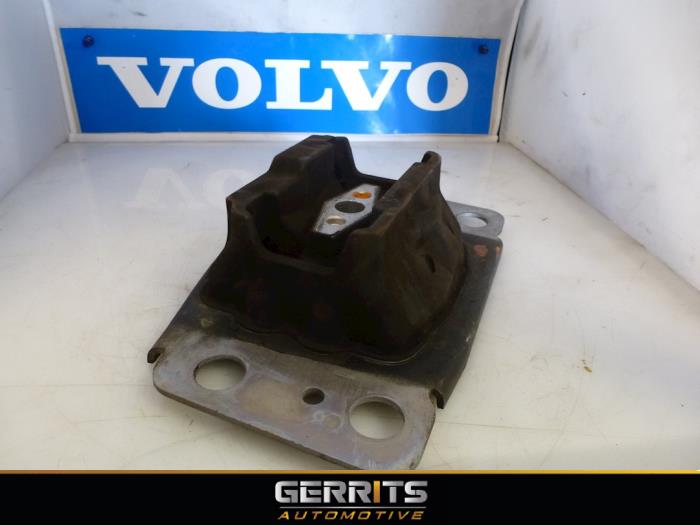 Used Engine mount Volvo V70 (BW) 1.6 DRIVe 16V Price € 31,90 Margin scheme offered by Gerrits Automotive BV