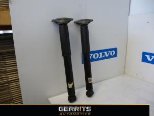 Używane Zestaw amortyzatorów Volvo V60 I (FW/GW) 1.6 T4 16V Cena € 53,90 Procedura marży oferowane przez Gerrits Automotive