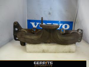Used Exhaust manifold Volvo V60 I (FW/GW) 1.6 T4 16V Price € 59,40 Margin scheme offered by Gerrits Automotive