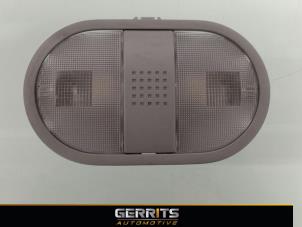 Usagé Eclairage intérieur avant Mitsubishi Colt (Z2/Z3) 1.3 16V Prix € 21,98 Règlement à la marge proposé par Gerrits Automotive