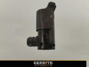 Used Windscreen washer pump Ford Transit Connect 1.8 TDCi 90 DPF Price € 21,98 Margin scheme offered by Gerrits Automotive